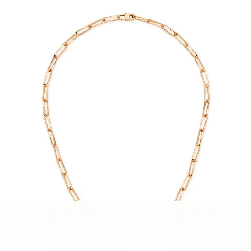 G*u*i necklaces
